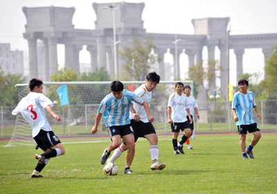 新赛季北京国安也是被视为是争冠的热门球队